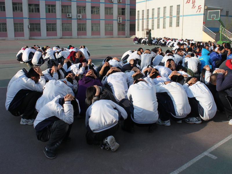 ���𑪼��Ծ�