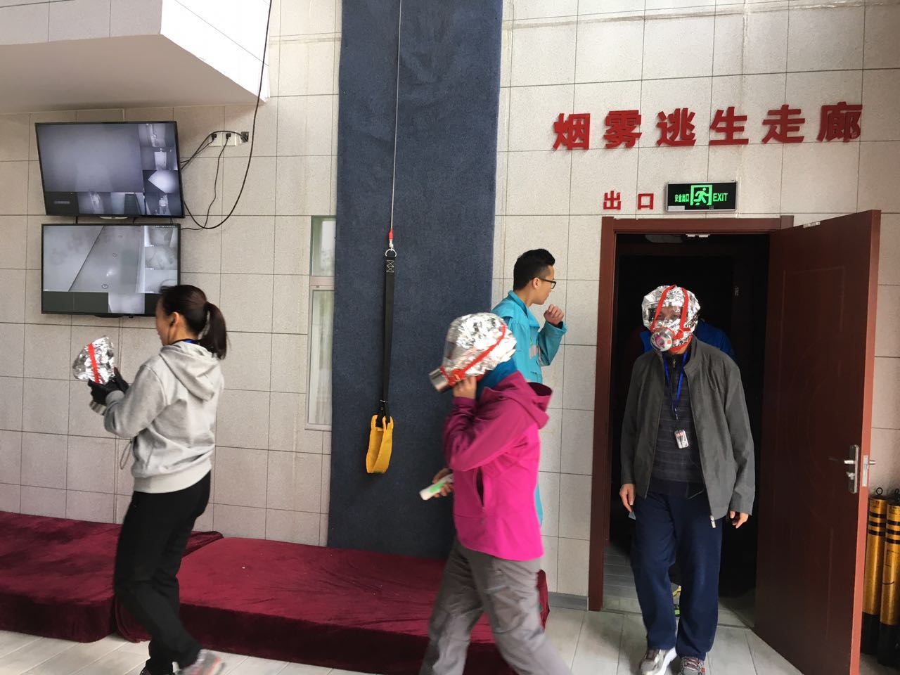 ��������ԾȺ��������ݾ����